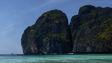 Thái Lan thu được 1 triệu baht mỗi ngày từ phí du lịch quần đảo Phi-Phi