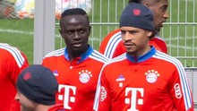 Mane bị Bayern treo giò và trừ lương vì đánh đồng đội, đối diện tương lai bất định
