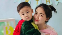 Hòa Minzy hiếm hoi tiết lộ về 2 con nuôi ngoài bé Bo, lo tiền bỉm sữa ăn học và chi trăm triệu giúp đỡ