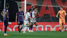 Vallecano 2-1 Barcelona: Lewandowski lập công, Barca vẫn thua sốc Vallecano