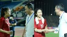Thanh Nhã, Huỳnh Như và đồng đội nhận nửa tỷ tiền thưởng trước trận chung kết trong mơ ở SEA Games