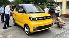 Wuling HongGuang MiniEV lần đầu lộ diện tại Việt Nam: Ra mắt muộn nhất tháng 6, nếu giá tốt dễ chạy đầy đường 