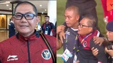 Trưởng đoàn bóng đá Indonesia 'khoe' vết thương do cầu thủ Thái Lan đánh