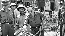 Vinh danh những nhiếp ảnh gia của TTXVN (kỳ 3): Trần Tuấn - đường đến với những bức ảnh về Đại tướng Võ Nguyên Giáp