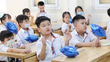Năm học 2023-2024: Hà Nội tạm dừng hỗ trợ, thu học phí ở mức sàn