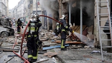 Pháp: Gần 40 người bị thương và mất tích trong vụ nổ khí gas ở trung tâm thủ đô Paris