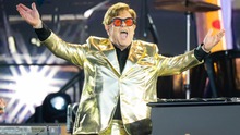 Elton John biểu diễn chia tay tại Galstonbury 2023: Chưa bao giờ mất đi niềm vui thơ trẻ