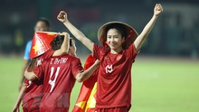Tin bóng đá tối 29/6: CLB châu Âu mua hợp đồng của Thanh Nhã, ĐT Việt Nam bỏ xa Thái Lan trên BXH FIFA