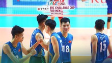 Thiếu người, ĐT bóng chuyền Việt Nam vẫn thắng ấn tượng chủ nhà để vào bán kết giải châu Á