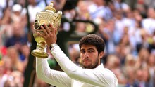 Carlos Alcaraz vô địch Wimbledon 2023: Từ cơn chuột rút ở Paris đến sự lì lợm ở London để quật ngã một Djokovic 'vĩ đại'