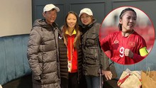 Bố mẹ Huỳnh Như sang New Zealand 'tiếp lửa' con gái, fan tin sẽ phá lưới ĐT Mỹ