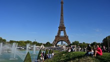 Pháp hứng chịu đợt nắng nóng gay gắt lên tới 41 độ C