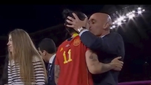Chức vô địch của nữ Tây Ban Nha bị ảnh hưởng vì một nụ hôn vô duyên của Luis Rubiales