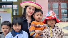 Hoa hậu Tiểu Vy cùng mẹ mang hàng tấn quà gửi tặng trẻ em nghèo vùng cao