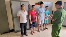 Bắt giữ 5 nhân viên bốc xếp hành lý ký gửi tại Sân bay Nội Bài để điều tra tội trộm cắp tài sản
