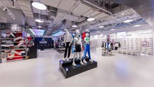 Cửa hàng Foot Locker "đốn tim" nhiều tín đồ sneakerhead
