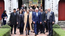 Tổng thống CHLB Đức Frank-Walter Steinmeier và Phu nhân tham quan khu di tích lịch sử Văn Miếu - Quốc Tử Giám