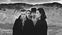 Ca khúc 'With or Without You' của U2: Hát cho tất cả những vấn đề trên thế giới