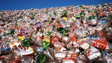 Coca-Cola và PepsiCo dẫn đầu nhóm doanh nghiệp gây ô nhiễm nhựa lớn nhất