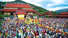 Không khí Đại lễ Phật đản năm 2024 trên cả nước