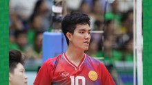 Bích Tuyền được trang bóng chuyền quốc tế khen ngợi khi ghi điểm nhiều hơn ngoại binh Trung Quốc cao 1m94, giúp đội nhà vào chung kết