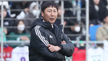 HLV Kim Sang Sik là đồng hương của ông Park Hang Seo, nhưng triết lý bóng đá lại giống HLV... Troussier