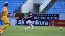 Văn Quyết, Tuấn Hải giúp Hà Nội FC tăng kịch tính cho cuộc đua vô địch V-League