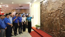 70 năm Chiến thắng Điện Biên Phủ: Khánh thành bức Phù điêu tác phẩm 'Bài ca chiến thắng'