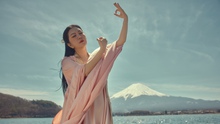 Đinh Hiền Anh mua độc quyền ca khúc "Nữ nhân ca" của Đông Thiên Đức để làm MV ở Nhật