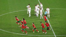Ronaldo đá hỏng penalty, Bồ Đào Nha vẫn đi tiếp nhờ 'người hùng' ở loạt sút luân lưu may rủi