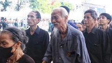 Người dân bày tỏ niềm tiếc thương Tổng Bí thư Nguyễn Phú Trọng “Người học trò xuất sắc của Bác Hồ”