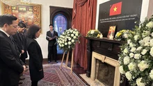 Lễ viếng và mở sổ tang Tổng Bí thư Nguyễn Phú Trọng tại Argentina