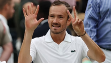 Sao quần vợt Nga Medvedev ‘đãng trí’ một cách khó tin ở Wimbledon 2024