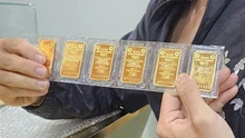 Vàng miếng SJC tiến sát mốc 80 triệu đồng/lượng