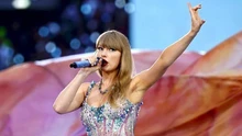 Taylor Swift khép lại chuyến lưu diễn The Eras Tour tại châu Âu