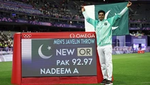 'Người hùng' Pakistan phá kỷ lục Olympic môn ném lao với cú ném cực khủng gần 100m