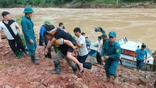 Thiệt hại do bão số 3 và mưa lũ:  Đến 17h ngày 12/9 có 330 người chết và mất tích