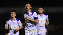 Văn Quyết tỏa sáng, CLB Hà Nội vào top 3 V-League