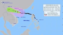 Tâm bão cách Quảng Ninh 450 km, tâm bão mạnh cấp 16, giật trên cấp 17