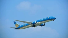 Vietnam Airlines chuyển hướng hạ cánh Đà Nẵng cấp cứu hành khách