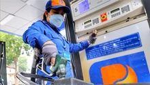Giá xăng tăng, giá dầu giảm trong phiên điều hành ngày 16/10
