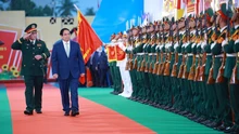 Thủ tướng dự Lễ kỷ niệm 80 năm Ngày truyền thống Lực lượng vũ trang Quân khu 5