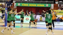 Hoa khôi bóng chuyền Việt Nam chơi tuyệt hay, huyền thoại Ngọc Hoa lập kỳ tích với ngôi VĐQG 2025