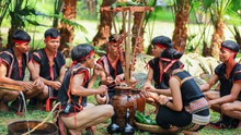 Tái hiện Lễ cúng giọt nước của đồng bào Ba Na, tỉnh Gia Lai