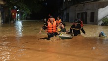 Bão MATMO hướng về đất liền phía Bắc đảo Luzon 