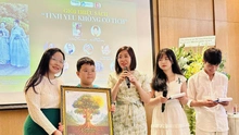 Ra mắt sách "Tình yêu không cổ tích": Lan tỏa yêu thương, gieo mầm nhân ái