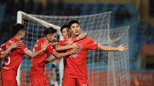 Cựu thủ môn U23 Việt Nam mắc sai lầm chết người, Đà Nẵng thua ngược Thể Công Viettel