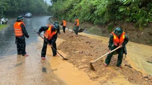 Quân đội sẵn sàng lực lượng tại khu vực nguy cơ bị chia cắt, cô lập để hỗ trợ nhân dân chống bão số 12