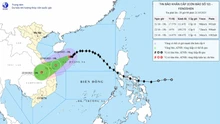 Ngày 22/10, bão trên vùng biển từ Huế đến Quảng Ngãi sẽ giảm cấp và có khả năng suy yếu dần