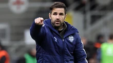 Fabregas được ví như một HLV hàng đầu với màn uý lạo cảm xúc và đầy khí chất